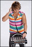 DJ_disc_jockey4471.jpg(75.5 KB)